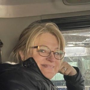 Meet your Posher, Jenn